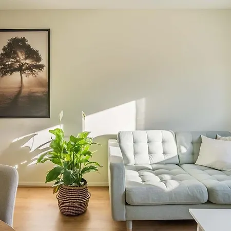 Apartment Le Bicolore ~ Rue Calme ~ Centre-ville *